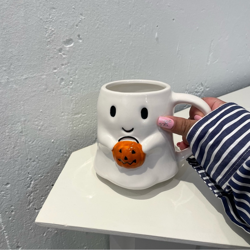 Ghost mug ☕️ - Picture 4 of 6